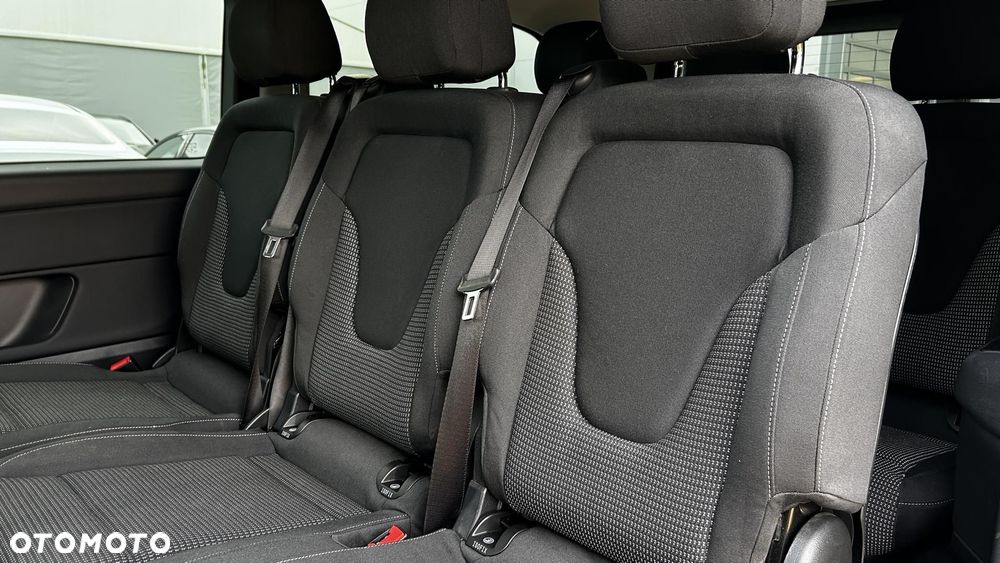 Mercedes-Benz Klasa V - 19