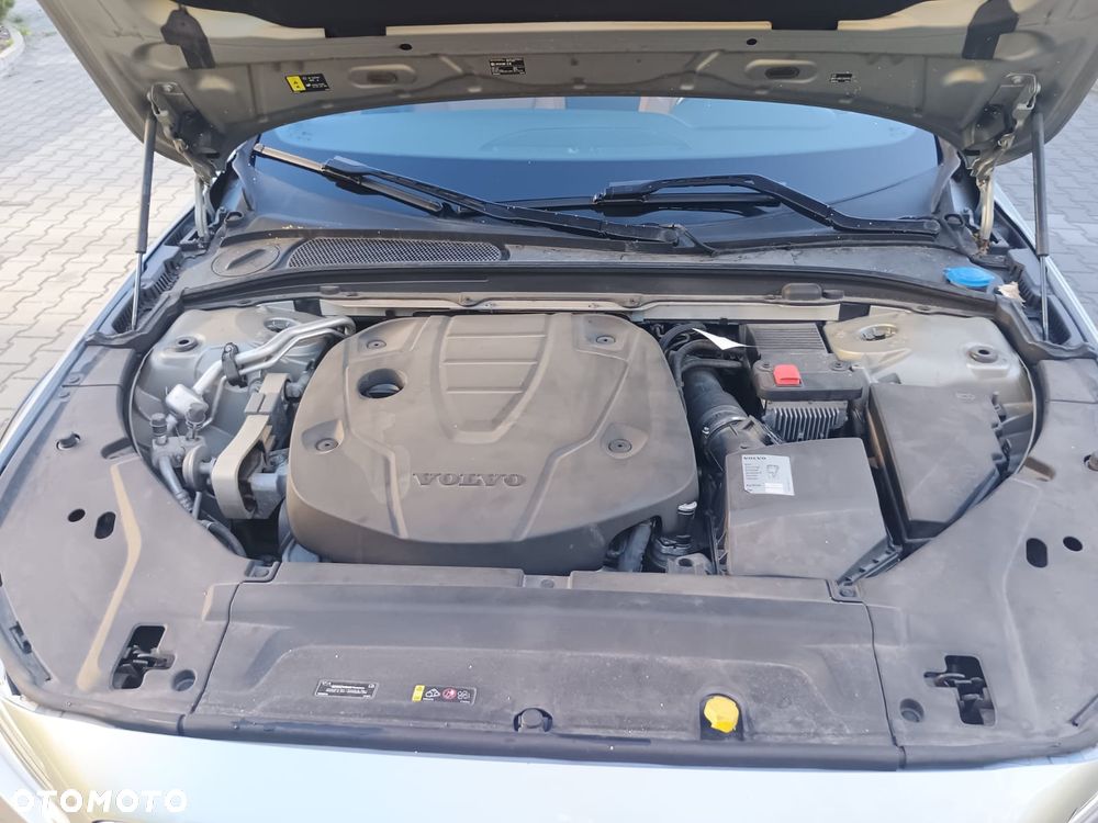 Volvo V90 Cross Country D4 AWD - 20