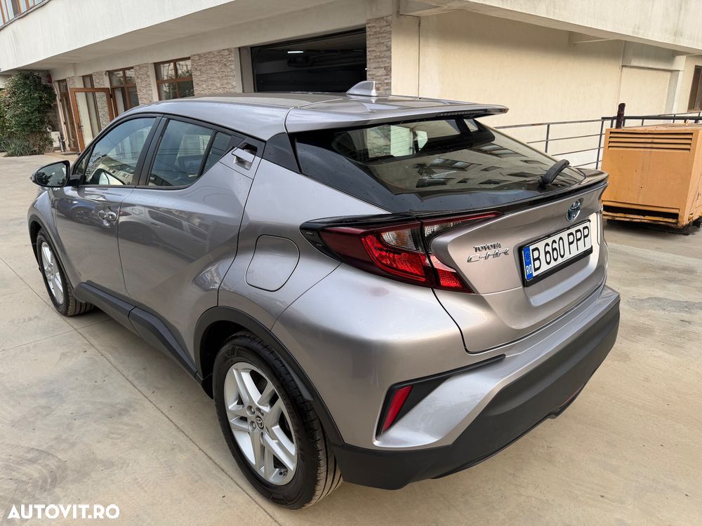 Toyota C-HR - 5