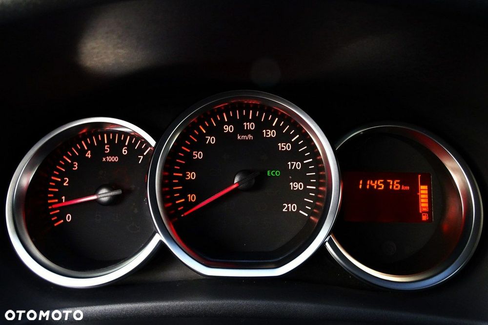 Dacia Logan TCe 90 S&S Stepway Celebration - 28