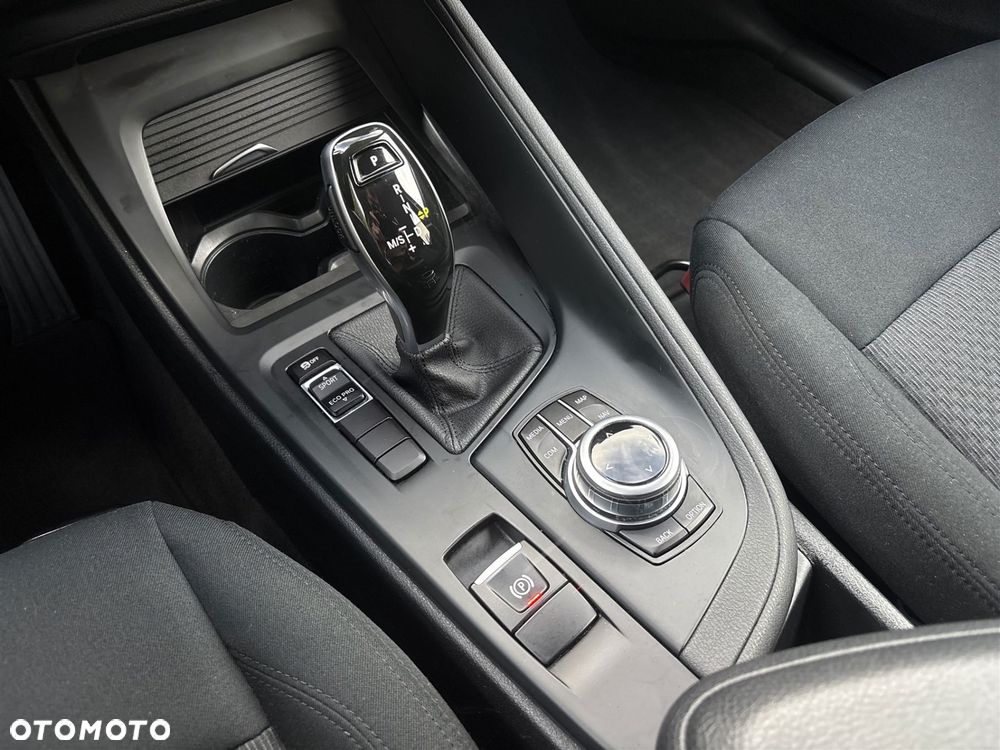 BMW X1 sDrive18i - 21