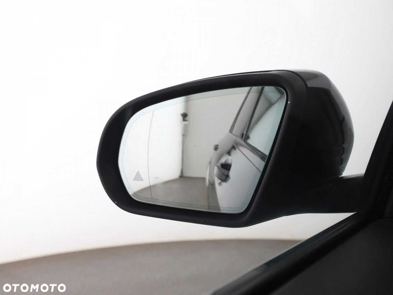 Mercedes-Benz GLC 350 e 4Matic 7G-TRONIC AMG Line - 32