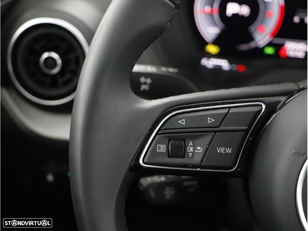 Audi Q2 35 TFSI Advanced S tronic - 17