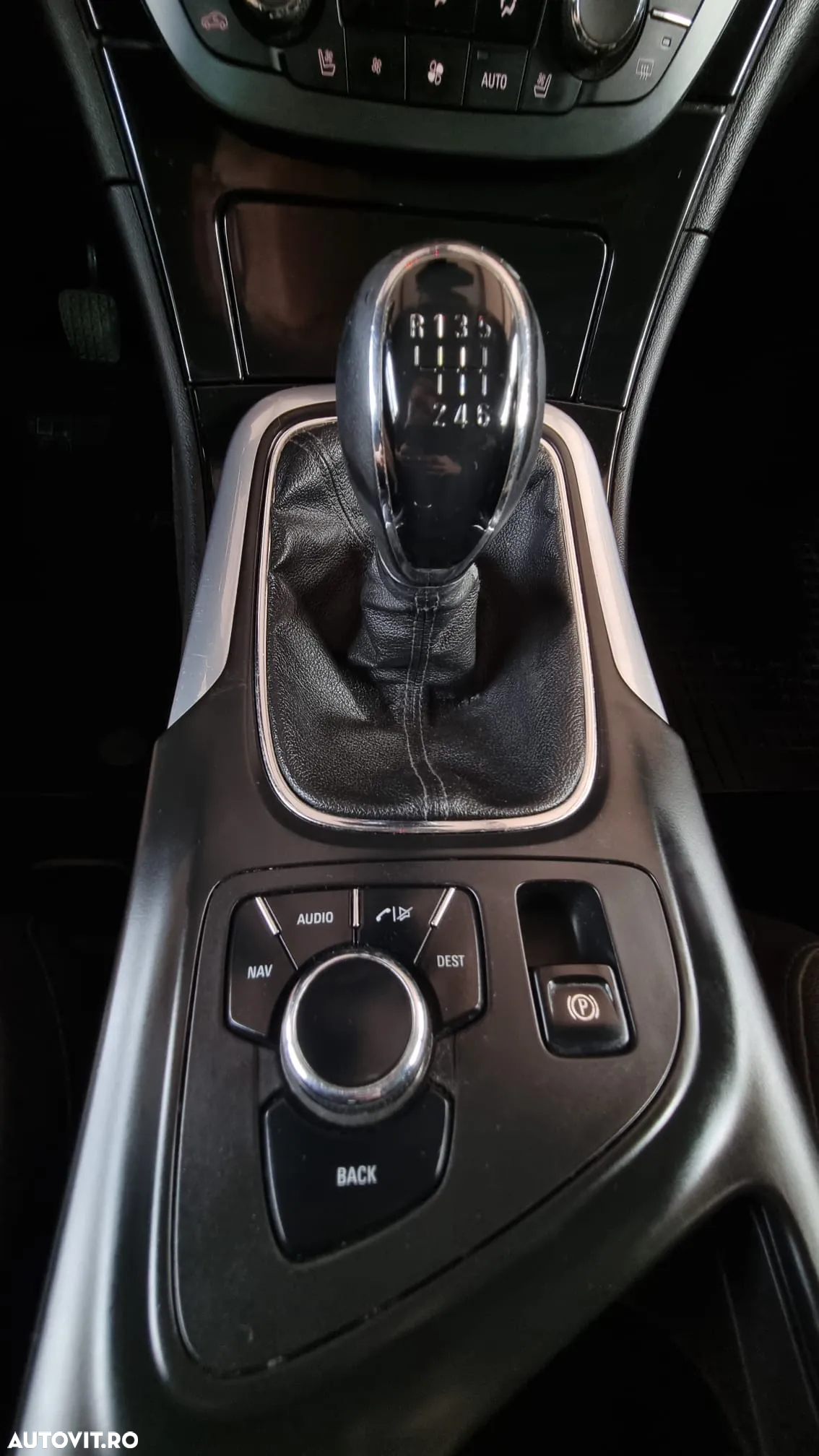 Opel Insignia - 7
