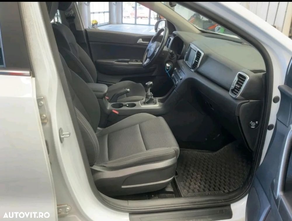 Kia Sportage 2.0 CRDI 4WD Vision - 4