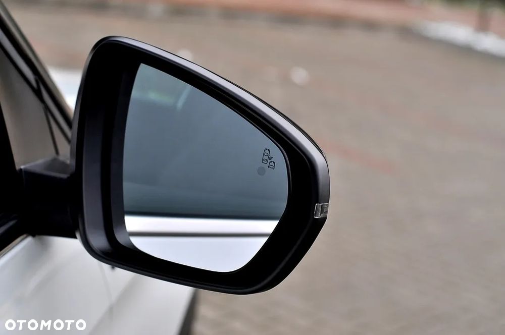 Peugeot 3008 1.2 PureTech Allure S&S - 18