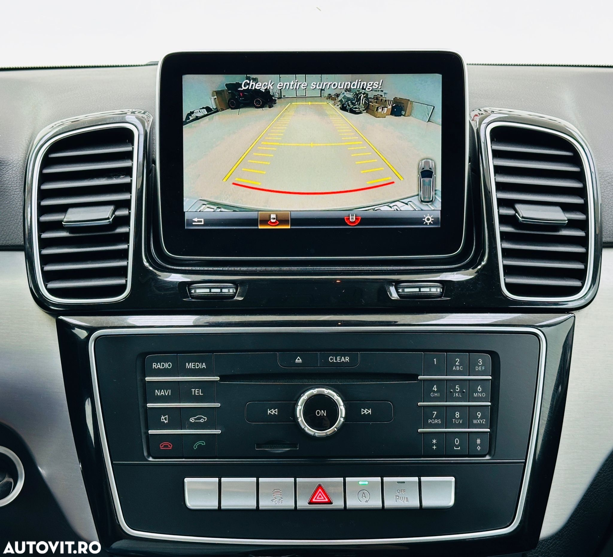 Mercedes-Benz GLE - 31