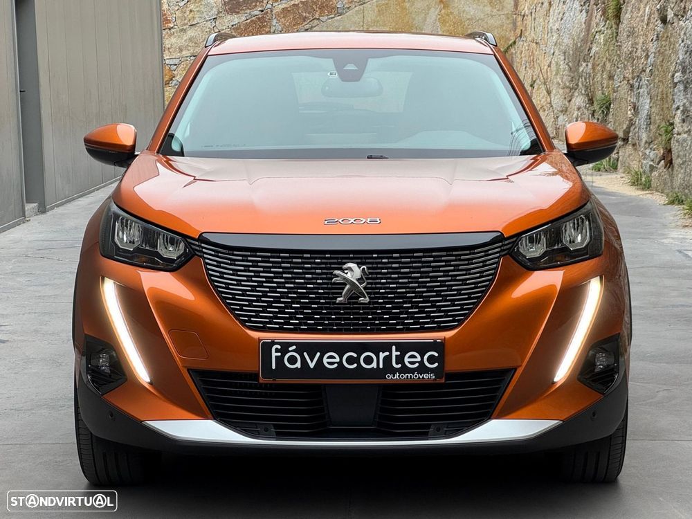 Peugeot 2008 1.2 PureTech Allure - 11