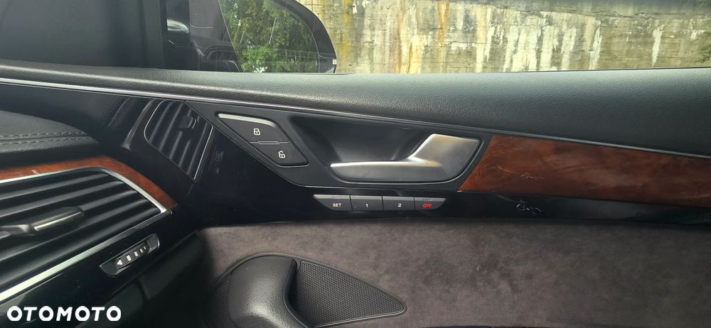 Audi A8 3.0 TDI Quattro - 24