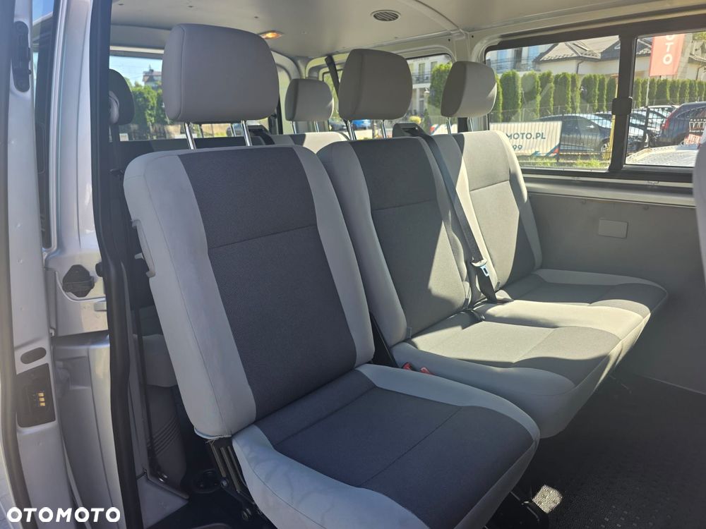 Volkswagen Transporter - 19