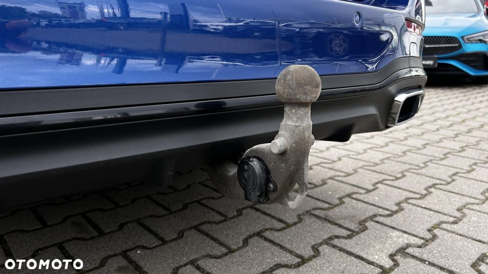 Mercedes-Benz Klasa C - 32