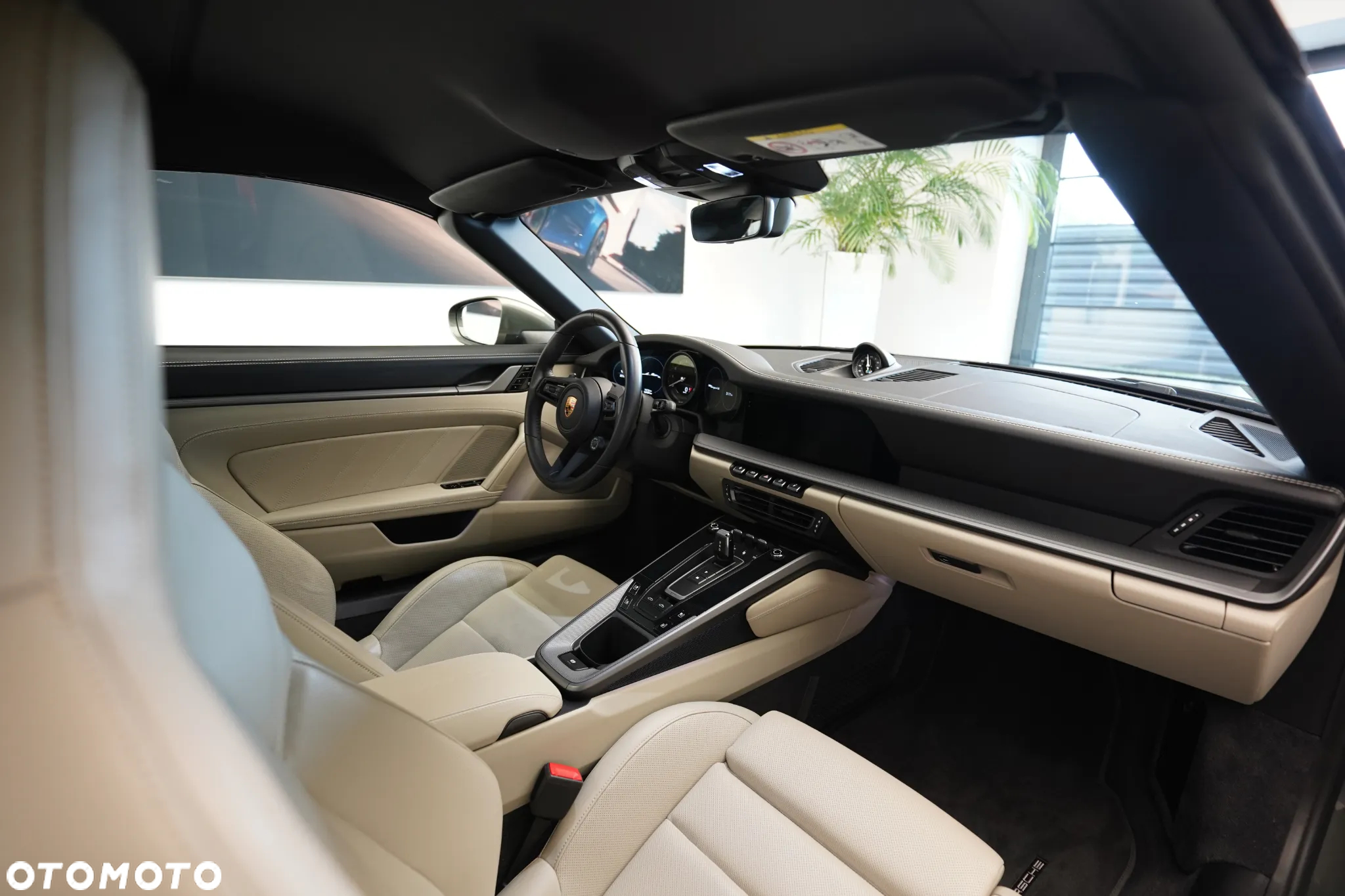 Porsche 911 Targa 4S - 14