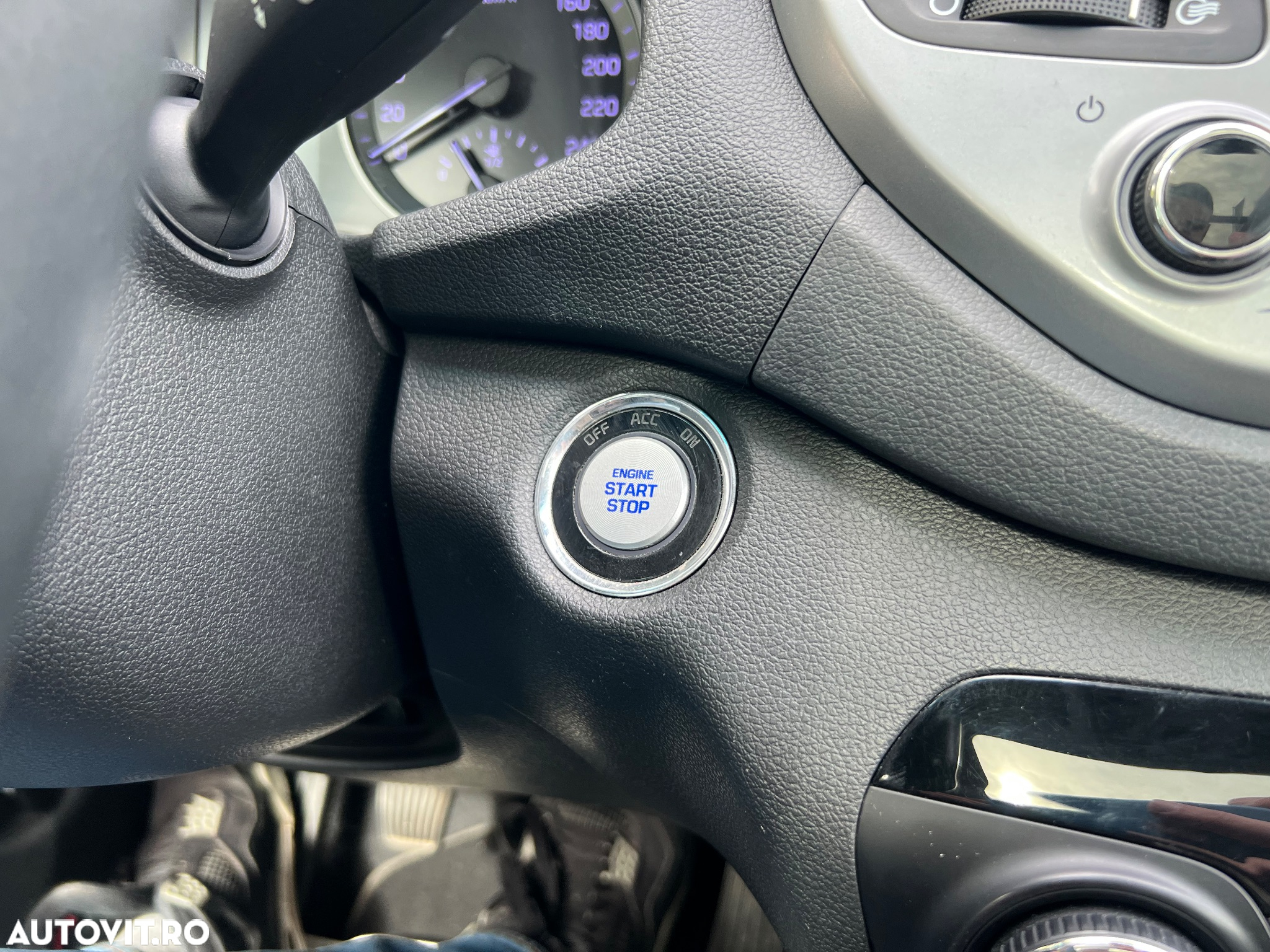 Hyundai Tucson 2.0 CRDI 2WD Trend - 24