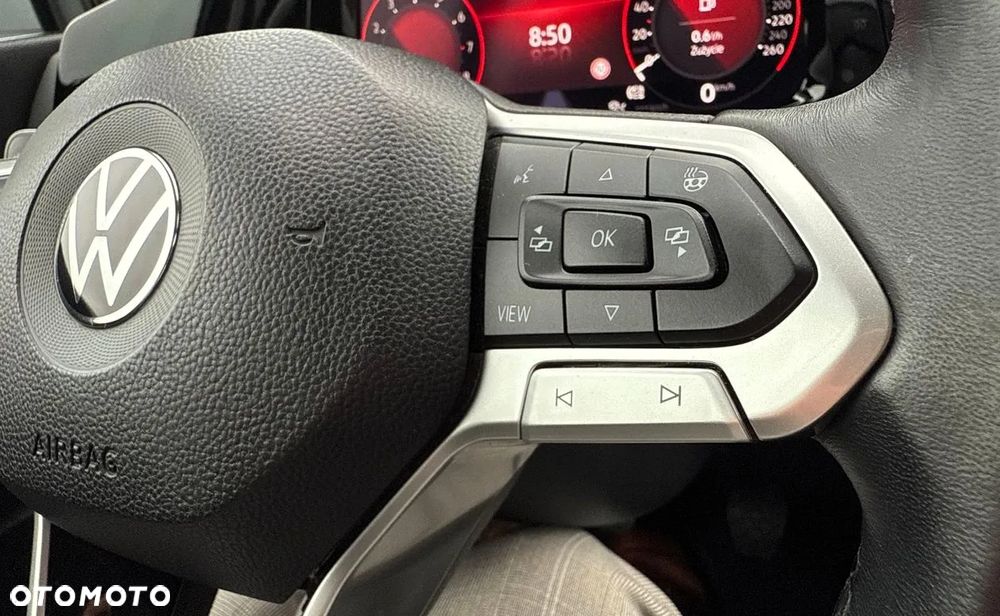 Volkswagen Golf VIII 1.5 TSI EVO Style - 12