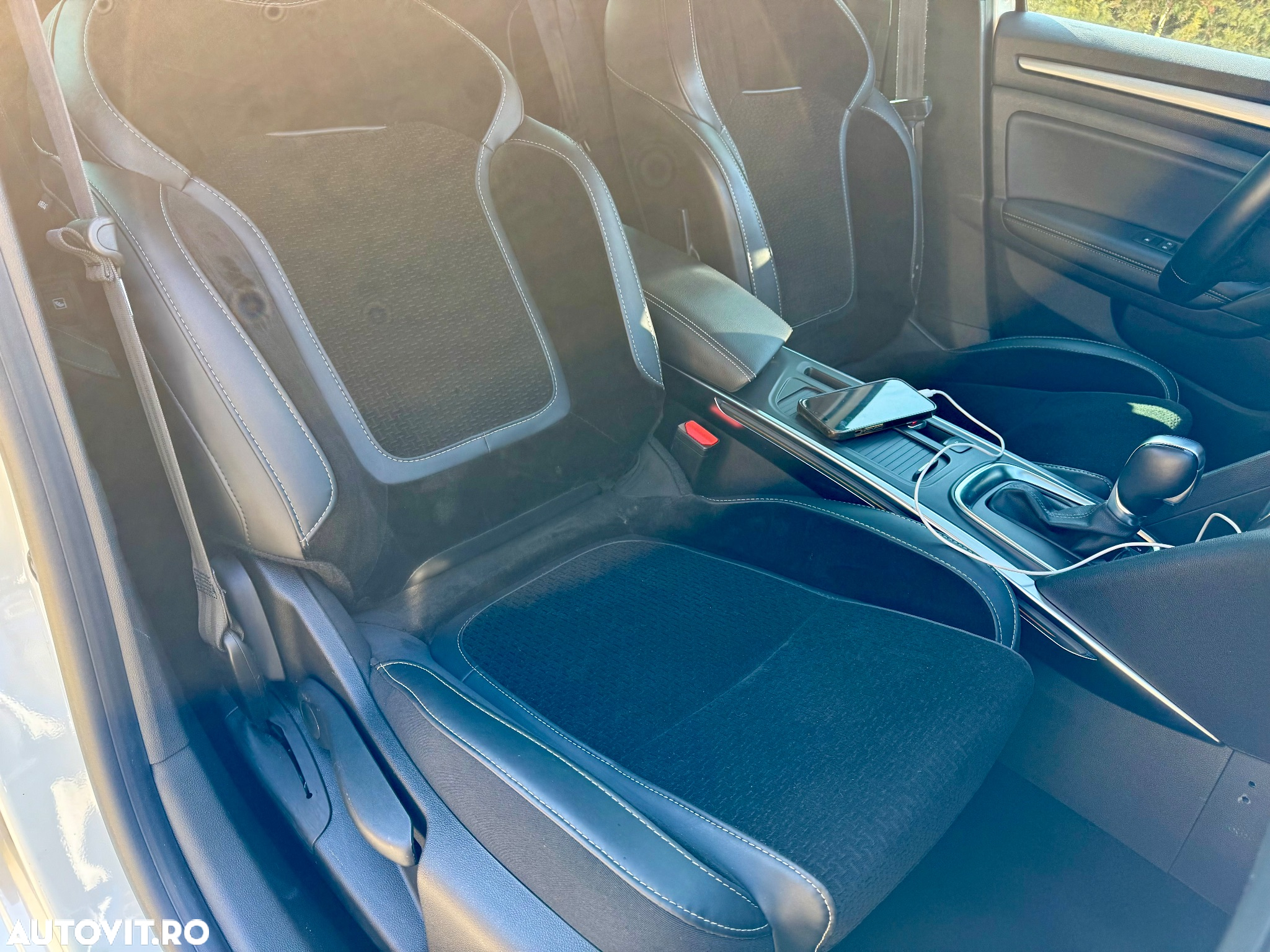 Renault Megane BLUE dCi EDC Intens - 12