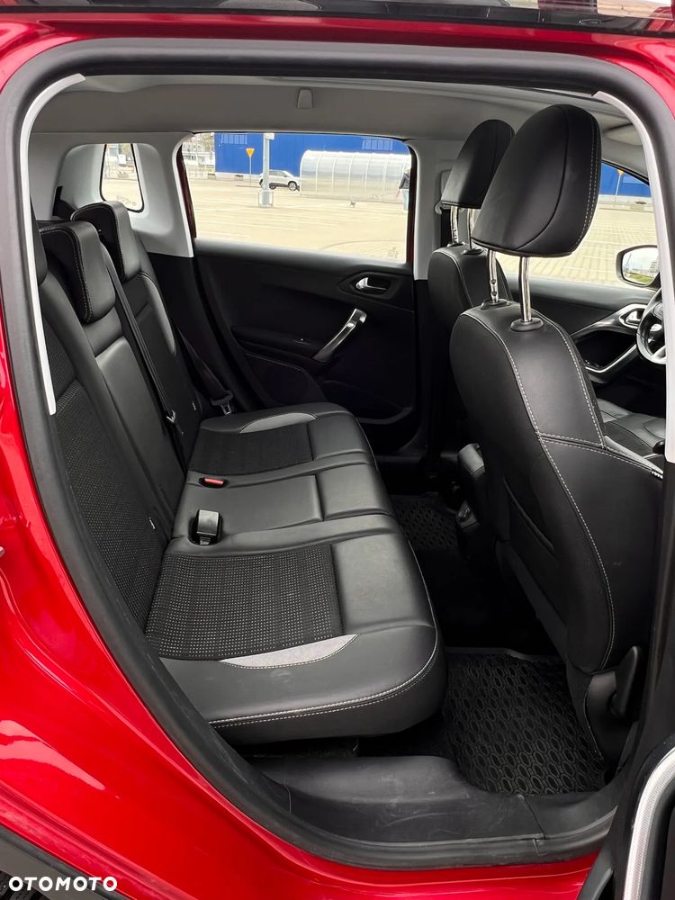 Peugeot 2008 PureTech 110 Stop&Start Allure - 37