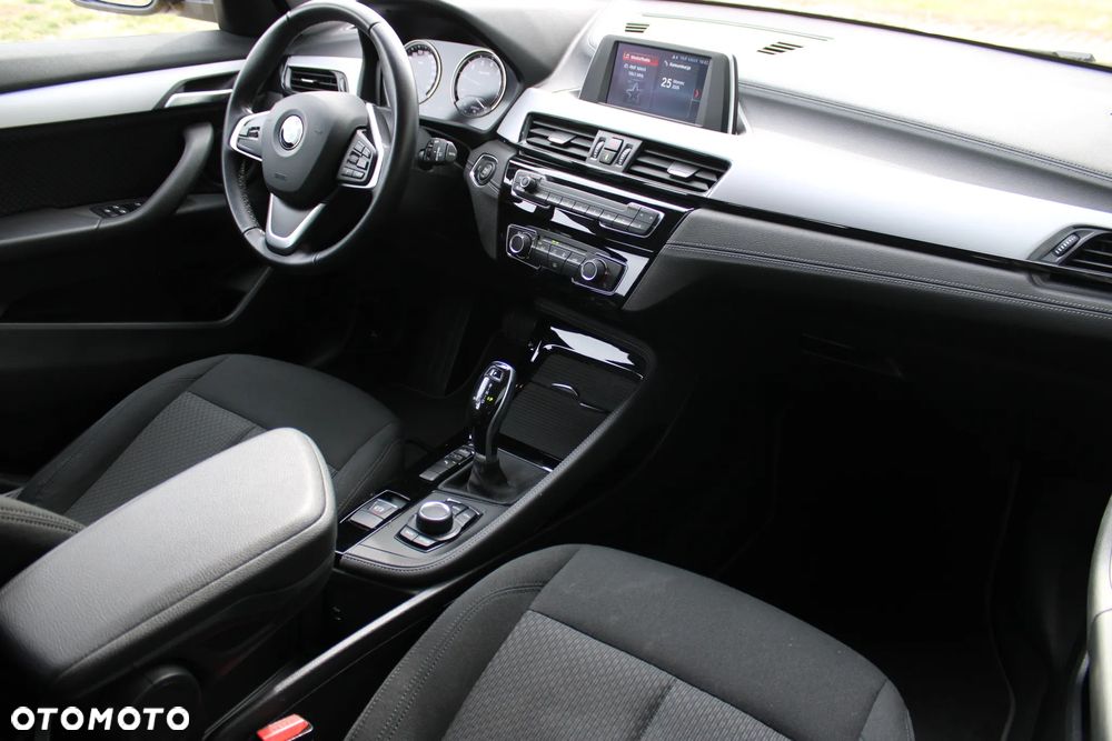 BMW X2 sDrive18i - 15