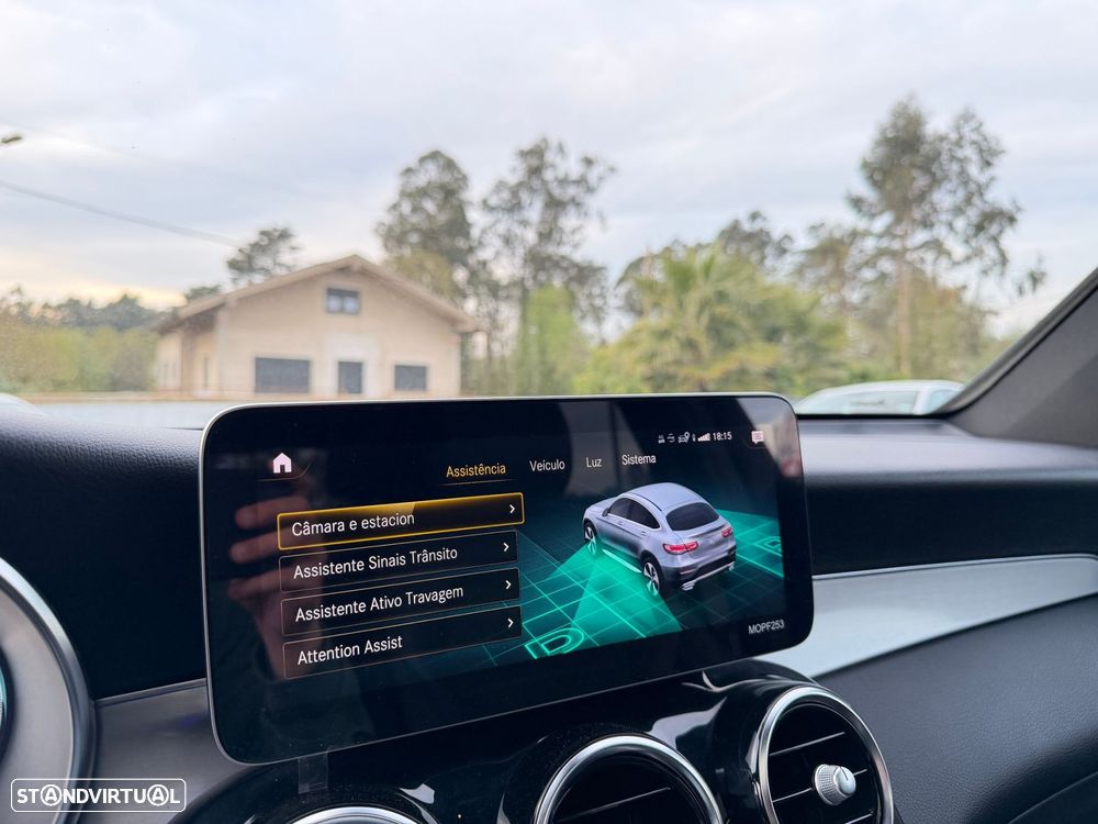 Mercedes-Benz GLC 300 e Coupé 4Matic - 26