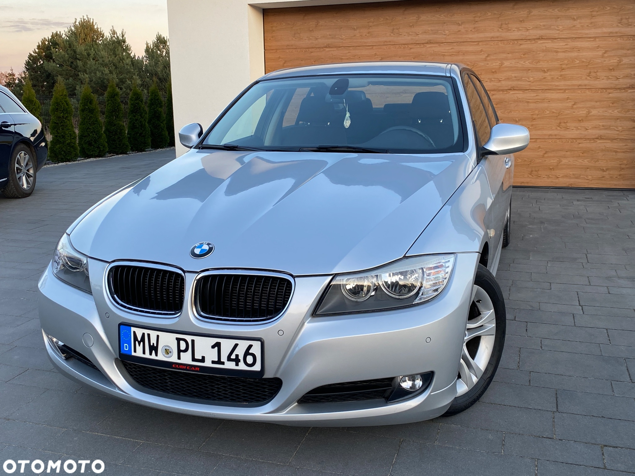 BMW Seria 3 318i Edition Sport - 9