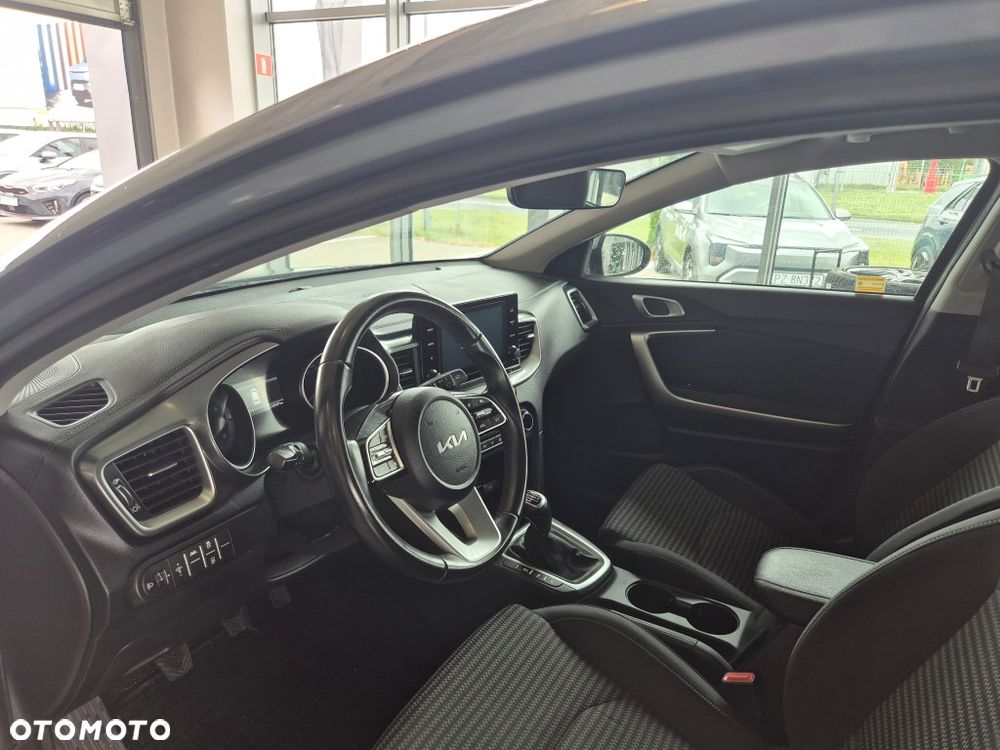 Kia Ceed 1.5 T-GDI M - 16