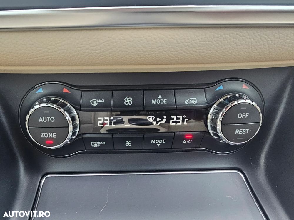 Mercedes-Benz GLA 200 d 4MATIC Aut. - 11