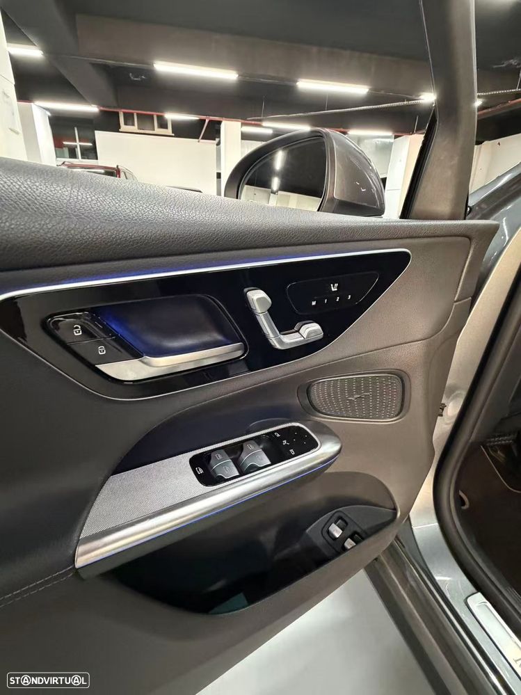 Mercedes-Benz GLC 300 e 4Matic - 10