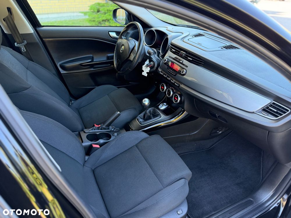 Alfa Romeo Giulietta 1.4 TB Distinctive - 28