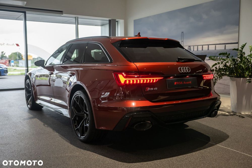 Audi RS6 Avant - 3