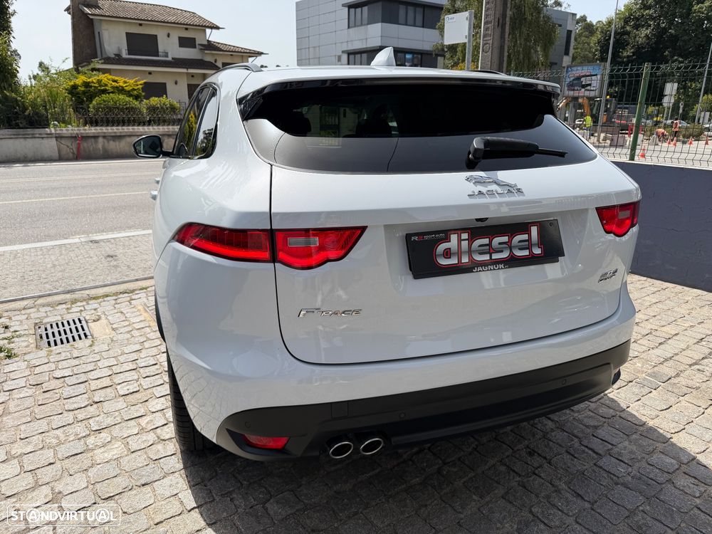 Jaguar F-Pace 20d Aut. R-Sport - 12