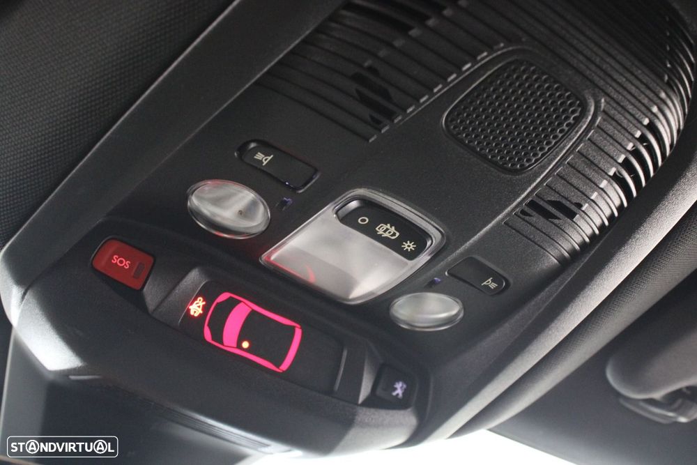 Peugeot 3008 1.6 Hybrid GT Line e-EAT8 - 27