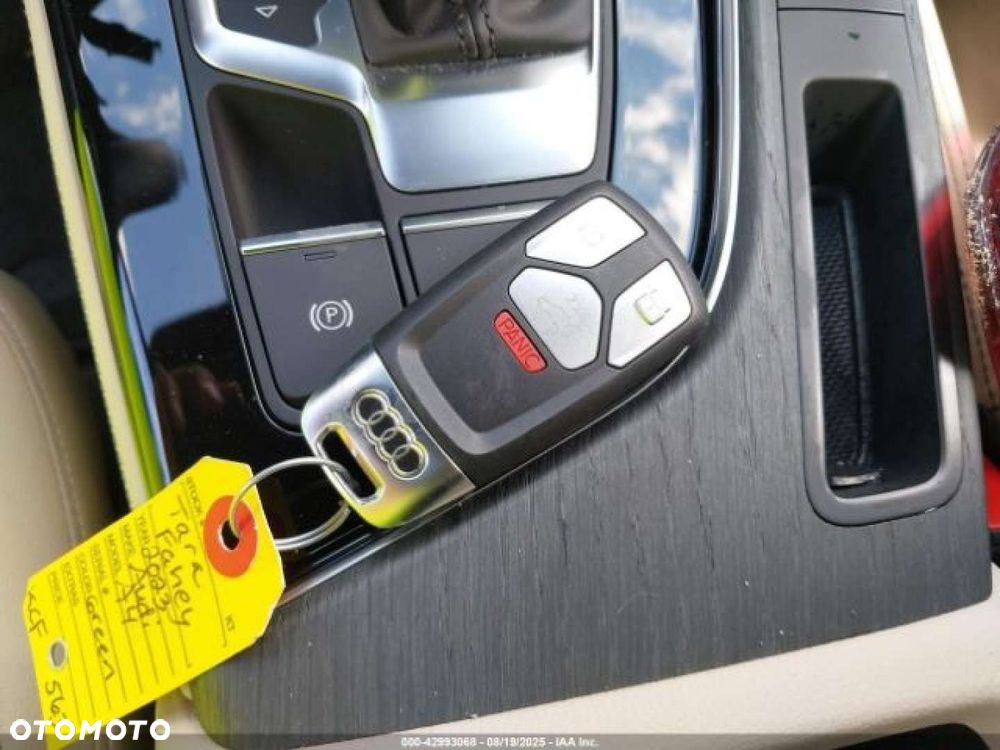 Audi A4 Limousine - 13