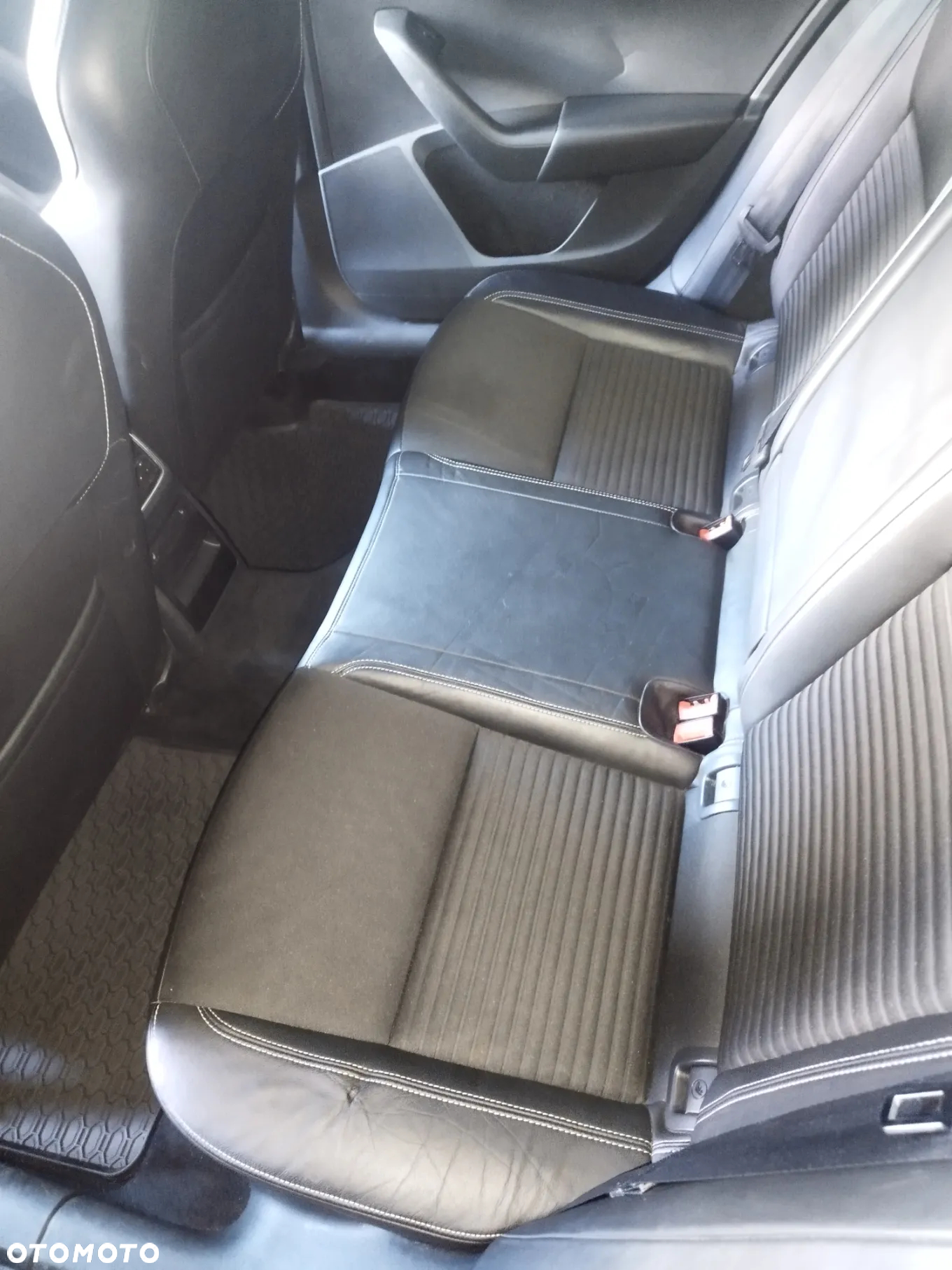 Skoda Octavia Combi 2.0 TDI 4x4 DSG RS - 14