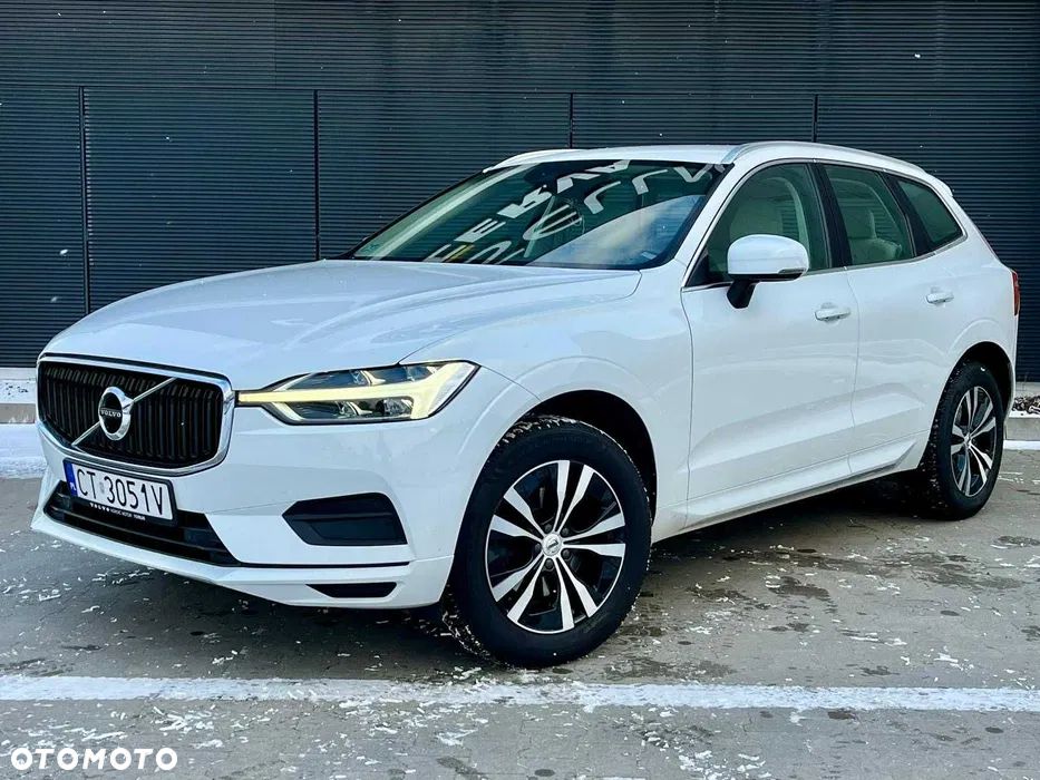 Volvo XC 60 D3 Momentum Pro - 1