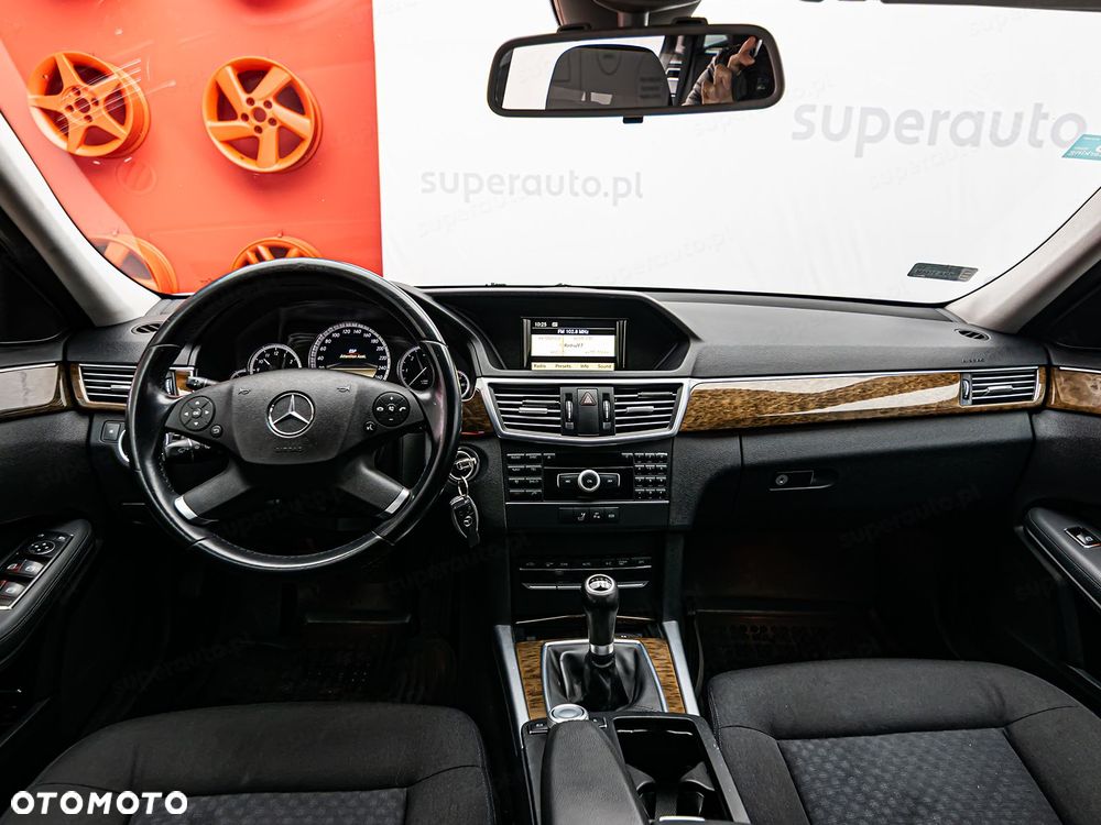 Mercedes-Benz Klasa E - 12
