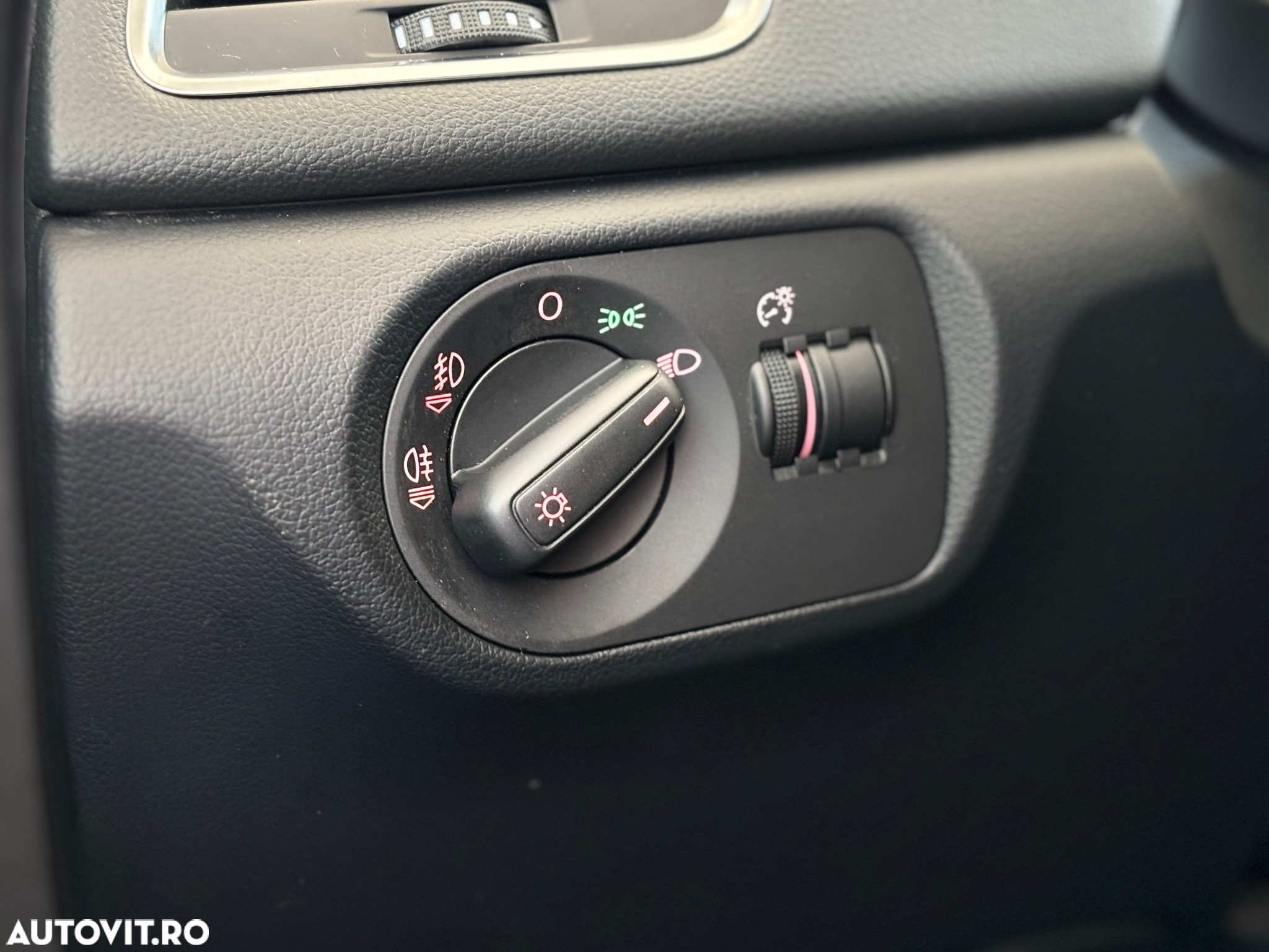 Audi Q3 2.0 TDI Quattro S tronic - 28