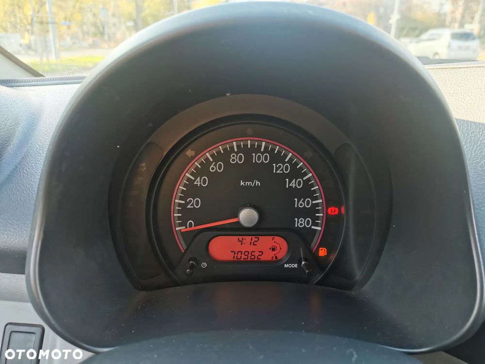 Suzuki Alto 1.0 Comfort - 12