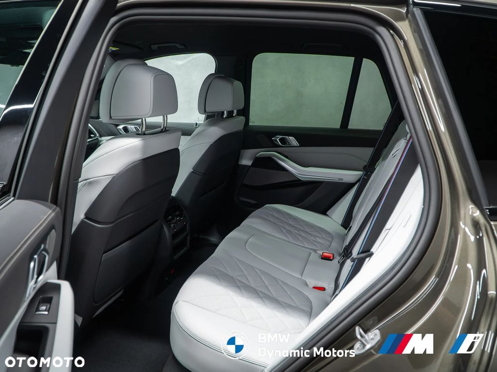 BMW X5 xDrive30d - 26