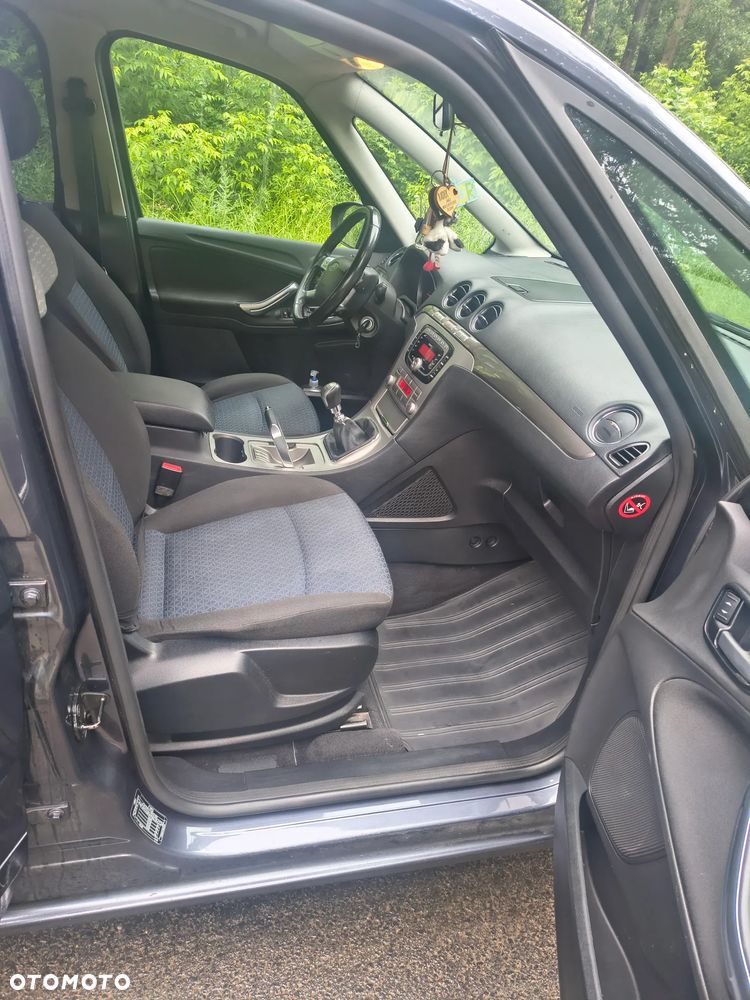 Ford Galaxy 2.0 TDCi Titanium - 12