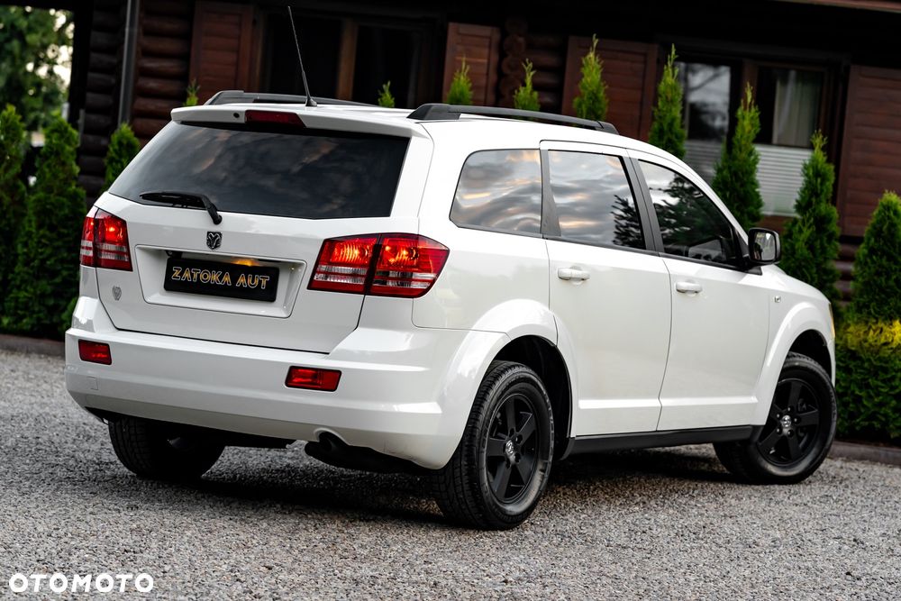 Dodge Journey 2.4 SXT - 13