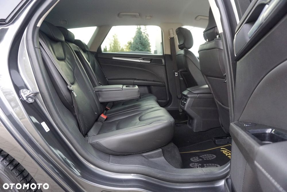 Ford Mondeo 2.0 TDCi ECOnetic Start-Stopp Titanium - 37