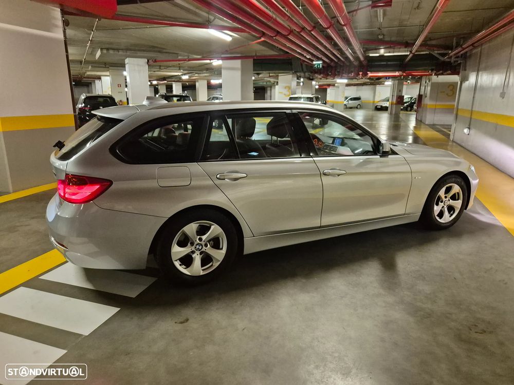 BMW 320 d EfficientDynamics Line Modern Auto - 13