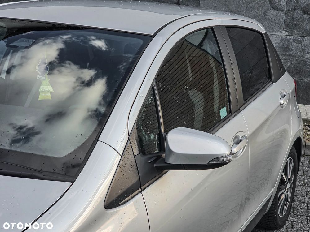 Toyota Yaris 1.5 Active - 5