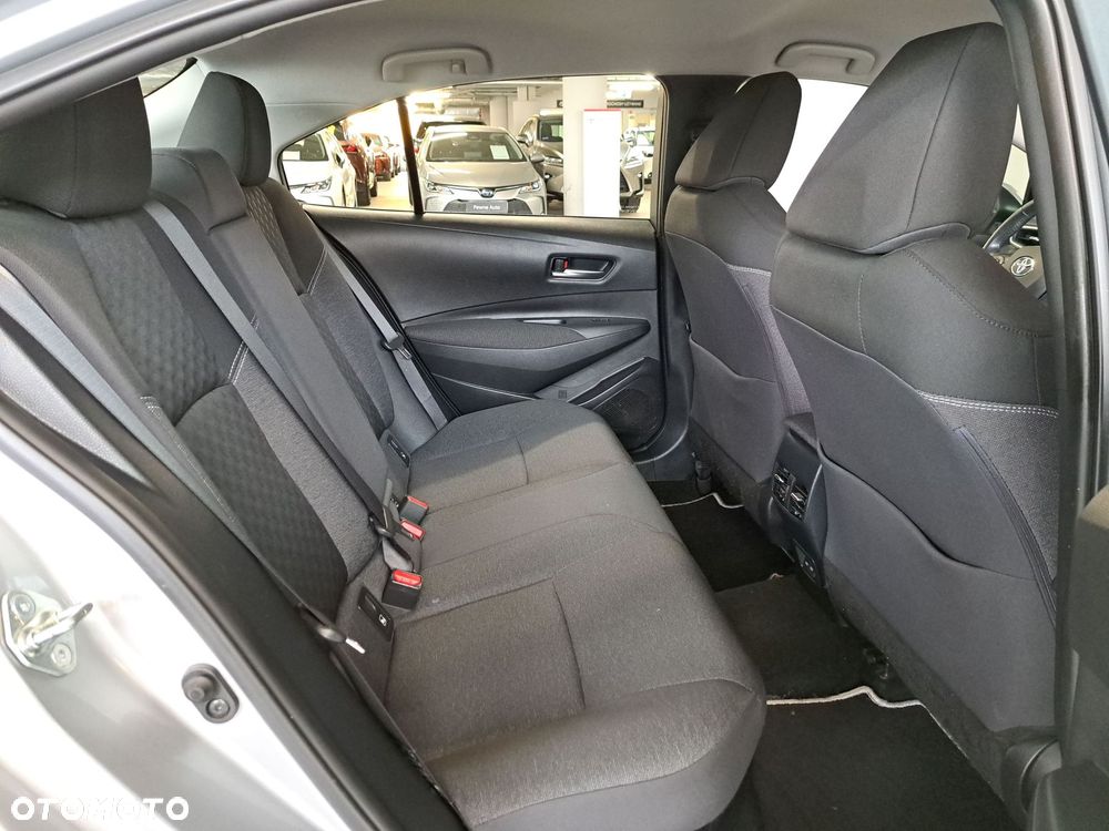 Toyota Corolla 1.8 Hybrid Comfort - 15