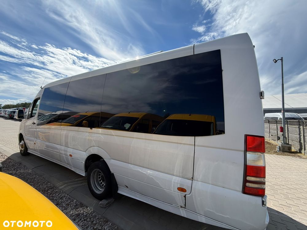 Mercedes-Benz Sprinter 519 - 8