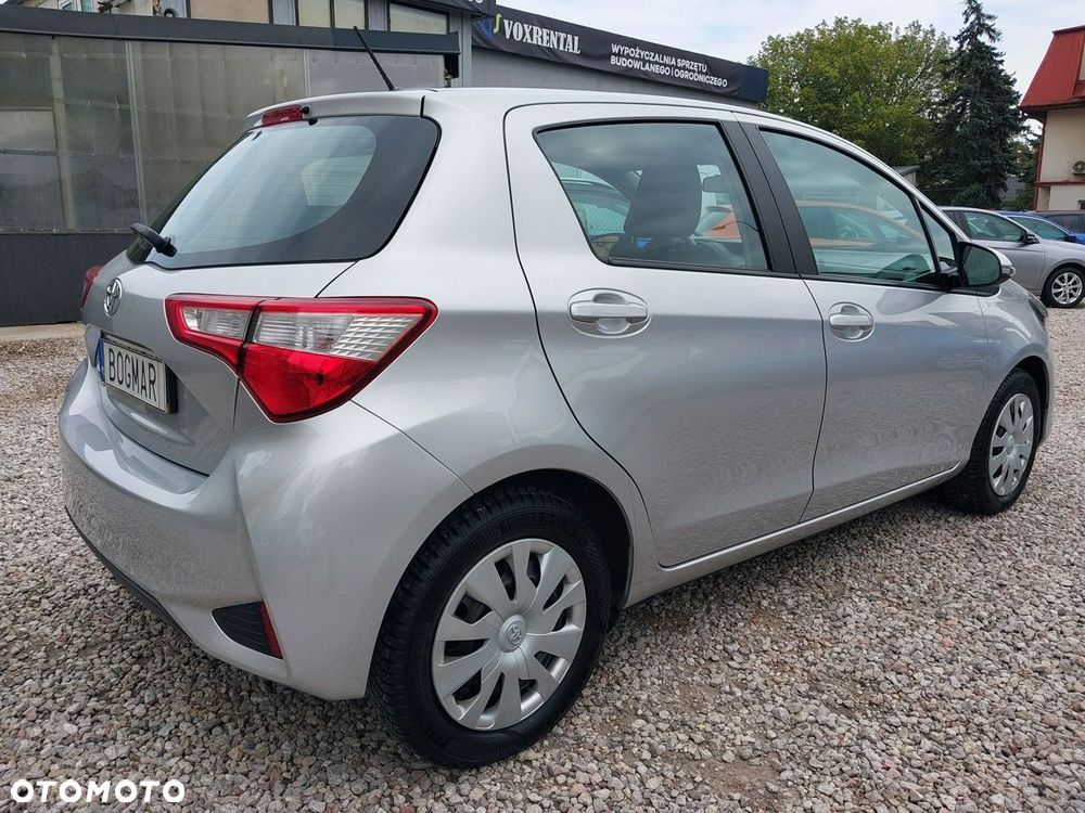 Toyota Yaris 1.0 Active EU6 - 3