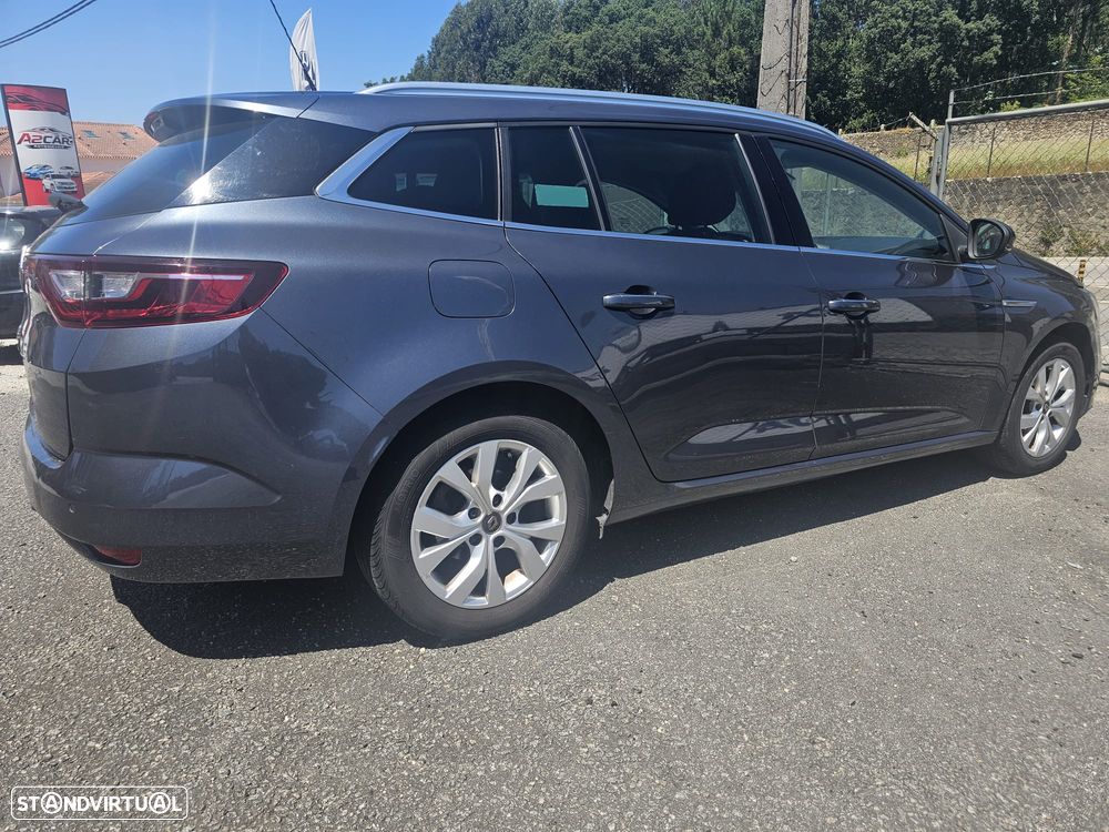 Renault Mégane Sport Tourer 1.5 Blue dCi Limited - 3