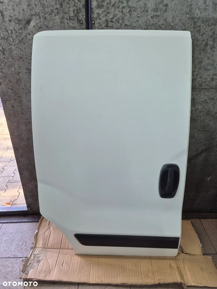 DRZWI PRAWE SUWANE EU 249 FIORINO IV NEMO BIPPER 08r.+