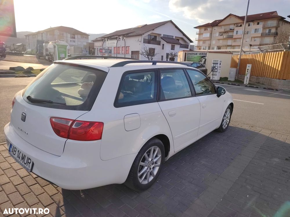 Seat Exeo 2.0 TDI 143 CP Style - 4