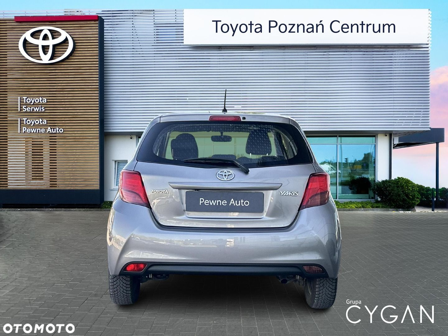 Toyota Yaris - 4