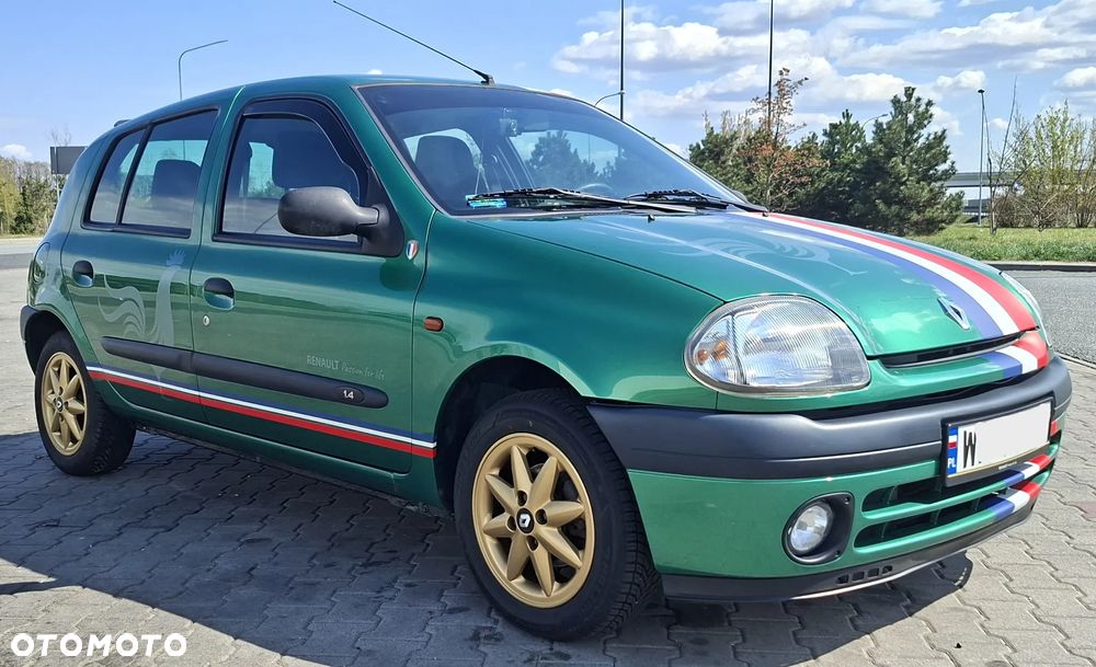 Renault Clio 1.4i RT - 6
